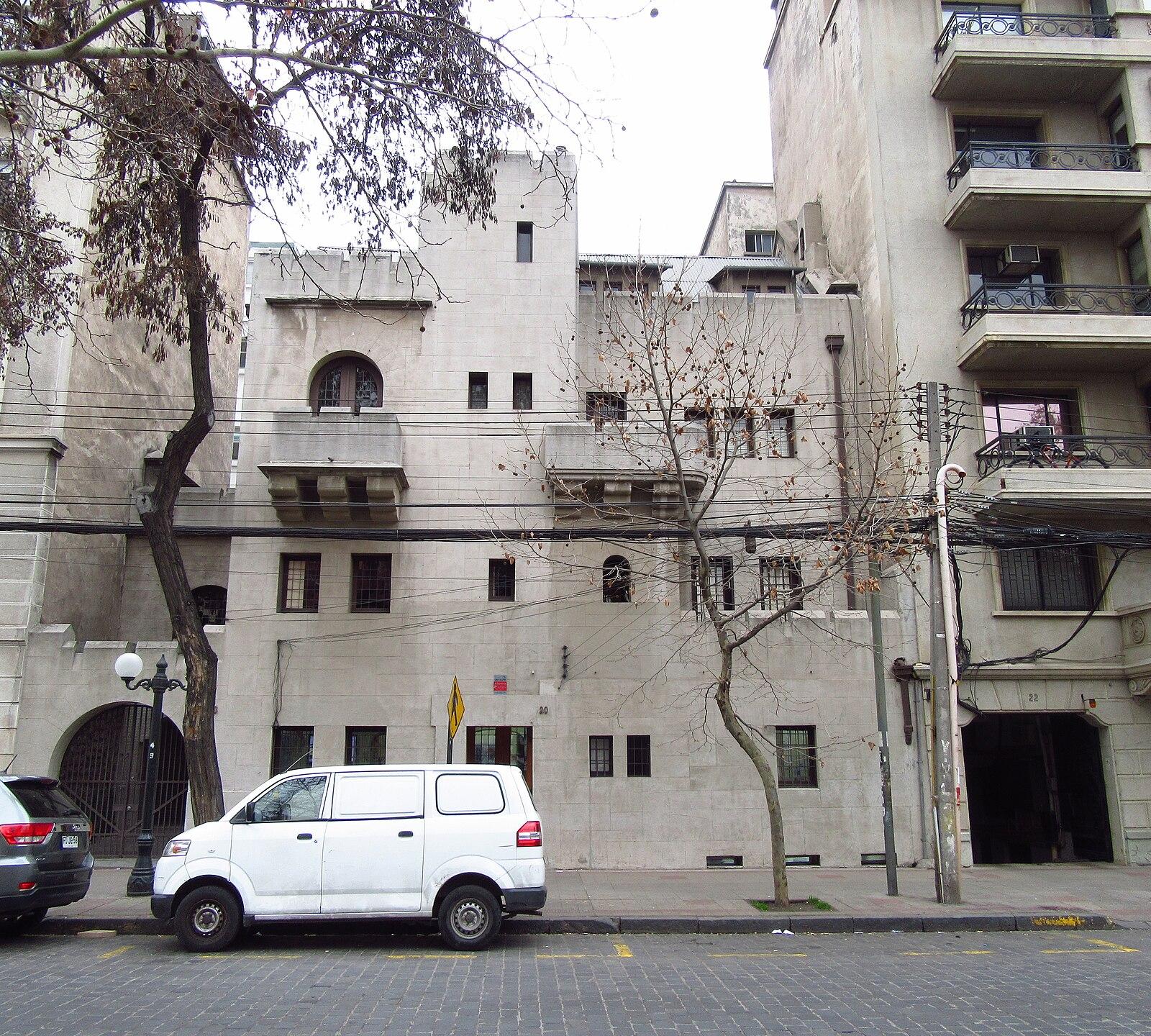 2017 Santiago de Chile Edificio en la calle General Bustamente